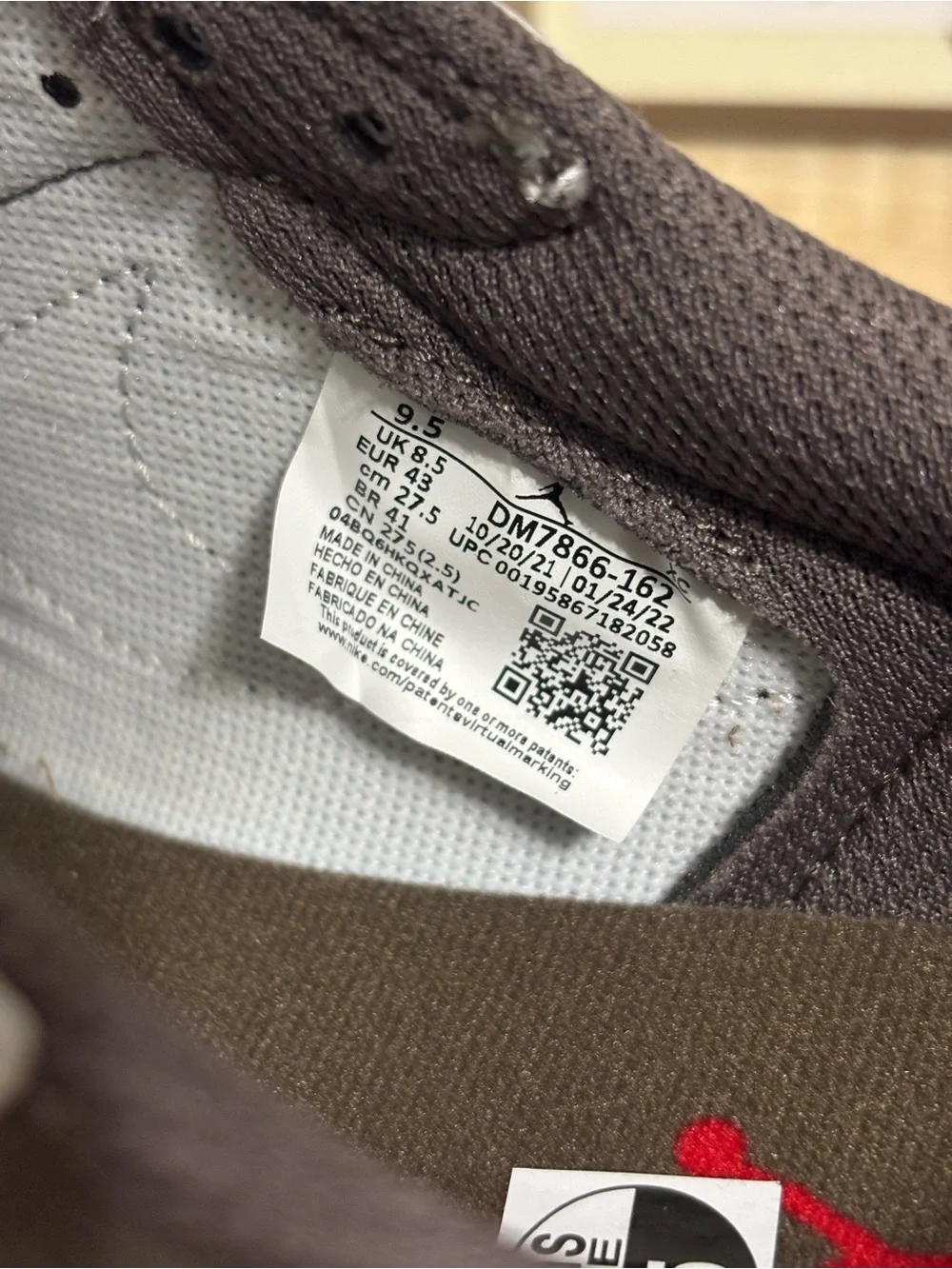 Jordan 1 low × Travis Scott Reverse Mocha